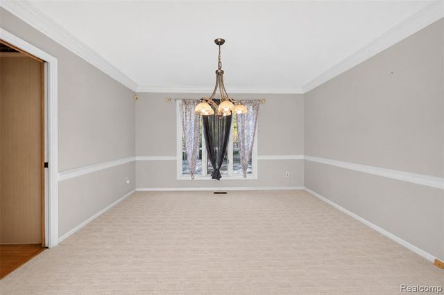 11549 Kings Coach Road, Grand Blanc, MI 48439
