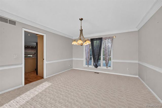11549 Kings Coach Road, Grand Blanc, MI 48439