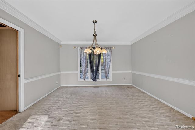 11549 Kings Coach Road, Grand Blanc, MI 48439