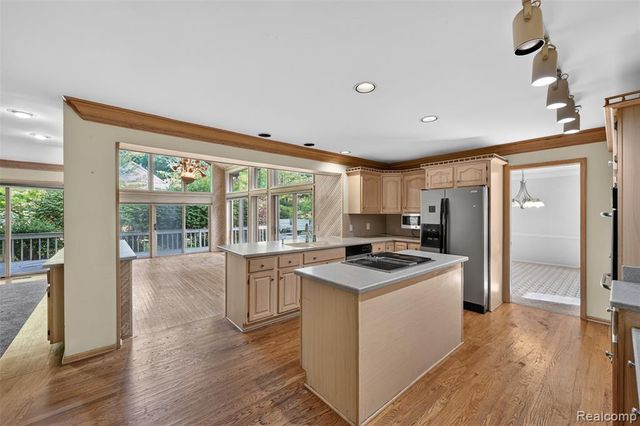 11549 Kings Coach Road, Grand Blanc, MI 48439
