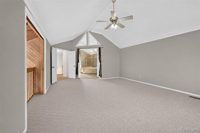 11549 Kings Coach Road, Grand Blanc, MI 48439