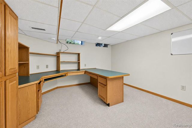 11549 Kings Coach Road, Grand Blanc, MI 48439