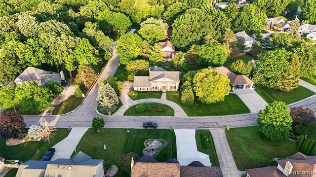 11549 Kings Coach Road, Grand Blanc, MI 48439