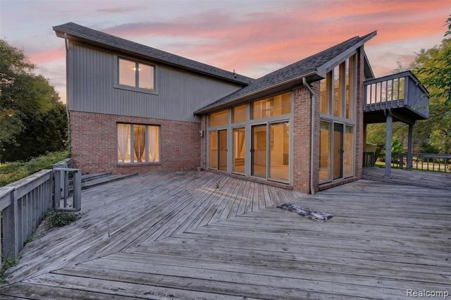 11549 Kings Coach Road, Grand Blanc, MI 48439
