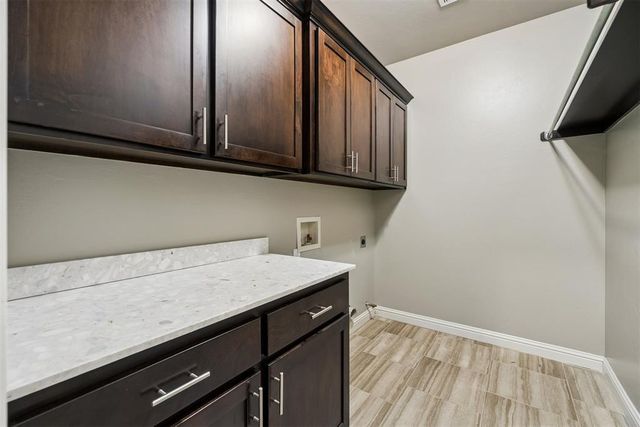 2267 Poplar Avenue NW, Piedmont, OK 73078