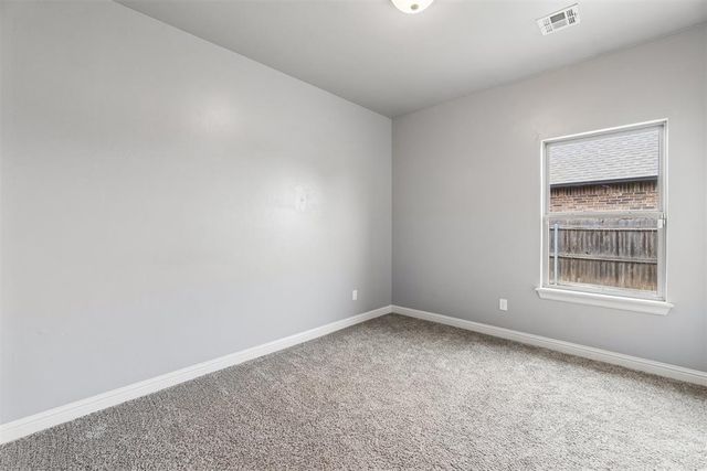 2267 Poplar Avenue NW, Piedmont, OK 73078