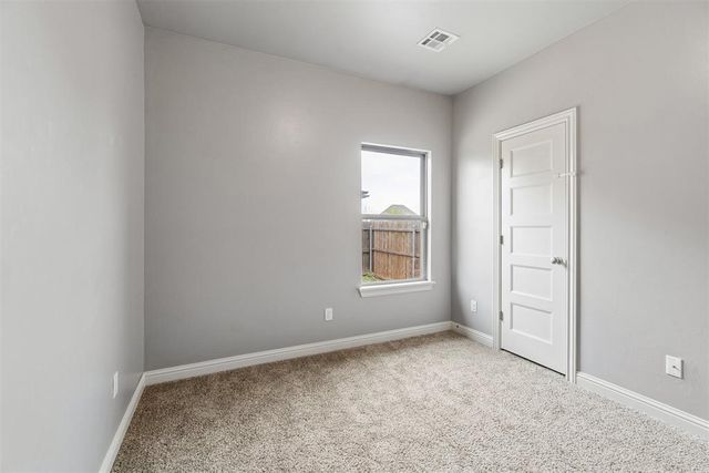 2267 Poplar Avenue NW, Piedmont, OK 73078