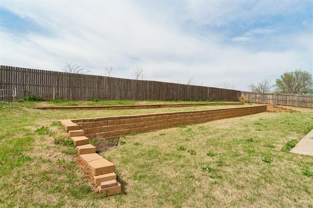 2267 Poplar Avenue NW, Piedmont, OK 73078
