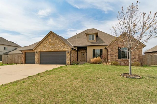 2267 Poplar Avenue NW, Piedmont, OK 73078