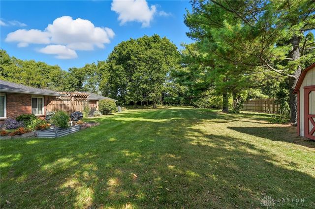 631 Augusta Drive, Fairborn, OH 45324