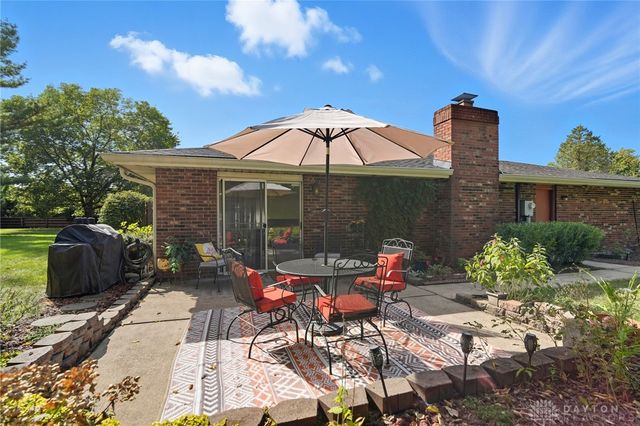 631 Augusta Drive, Fairborn, OH 45324