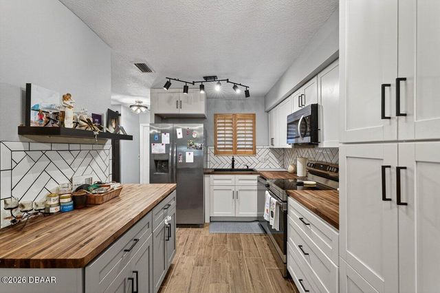 844 Sugar House Drive, Port Orange, FL 32129