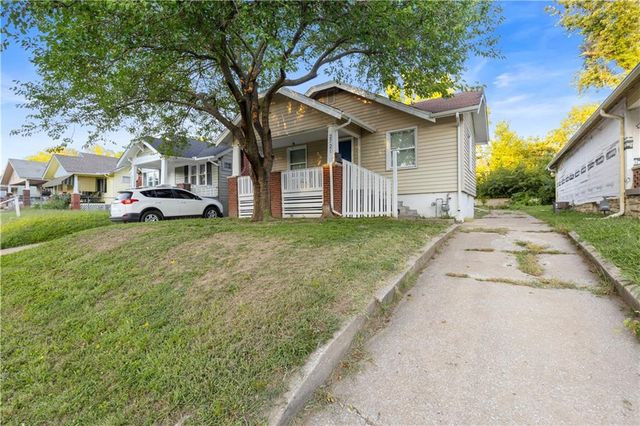 2721 N 21st Street, Kansas City, KS 66104