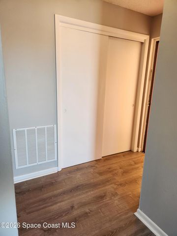 207 San Juan Circle, Melbourne, FL 32935