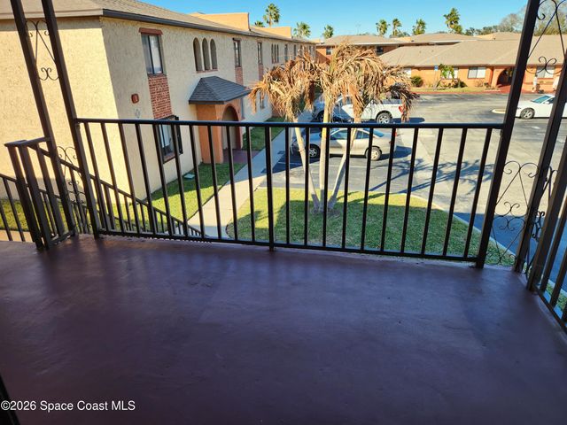 207 San Juan Circle, Melbourne, FL 32935