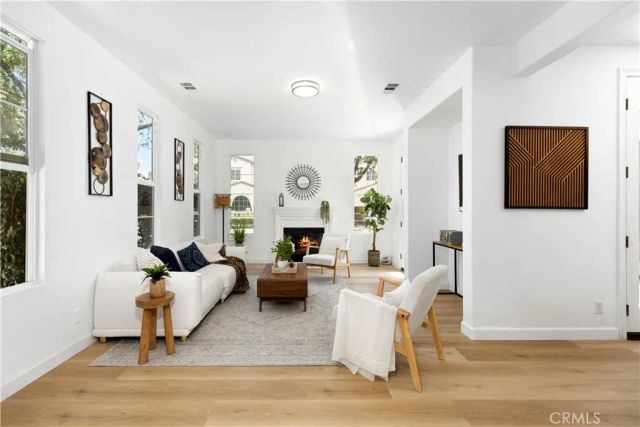 80 Wonderland, Irvine, CA 92620