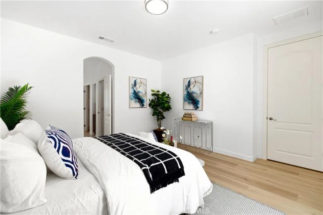 80 Wonderland, Irvine, CA 92620