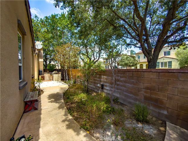 80 Wonderland, Irvine, CA 92620