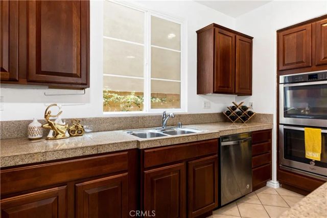 80 Wonderland, Irvine, CA 92620