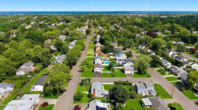1317 W Magnolia Avenue, Sea Girt, NJ 08750