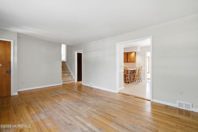 1317 W Magnolia Avenue, Sea Girt, NJ 08750
