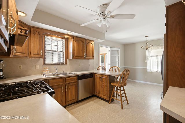 1317 W Magnolia Avenue, Sea Girt, NJ 08750
