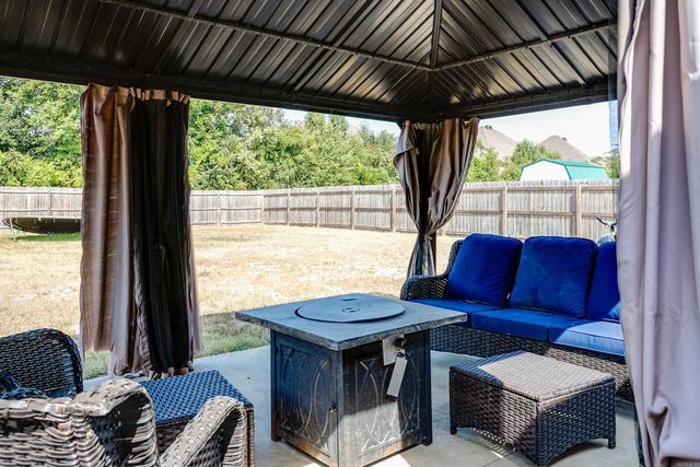 234 Cole Drive, Brookland, AR 72417