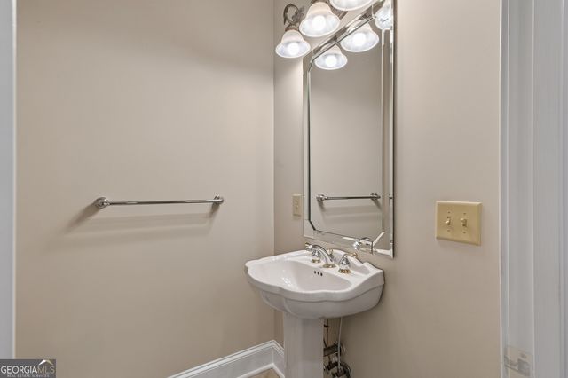 212 Creek Chase, Macon, GA 31210