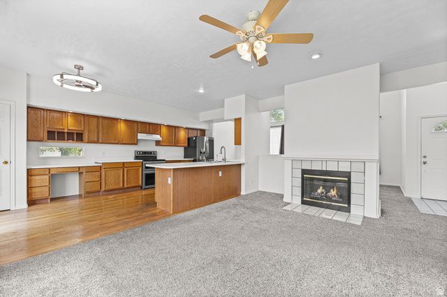 8784 S PEBBLECREEK RD, West Jordan, UT 84081