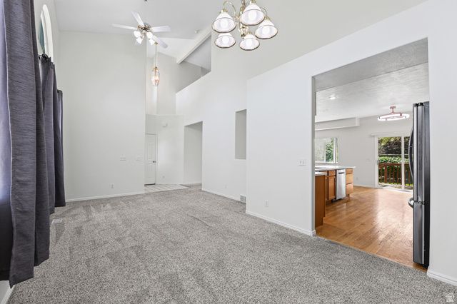 8784 S PEBBLECREEK RD, West Jordan, UT 84081