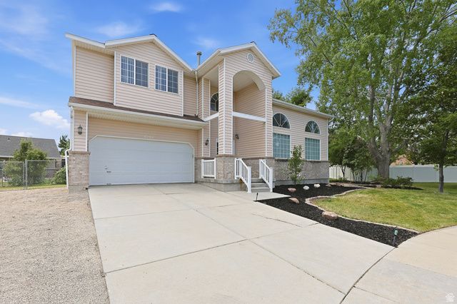 8784 S PEBBLECREEK RD, West Jordan, UT 84081