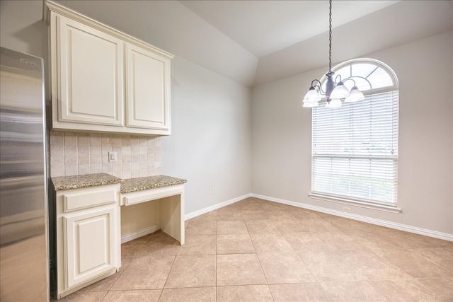 304 Hardeman Boulevard, Justin, TX 76247