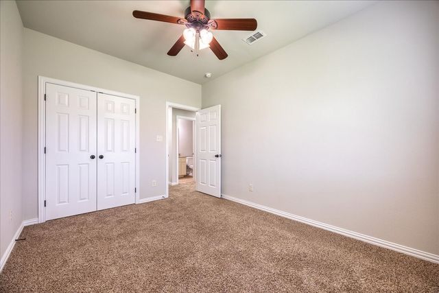 304 Hardeman Boulevard, Justin, TX 76247