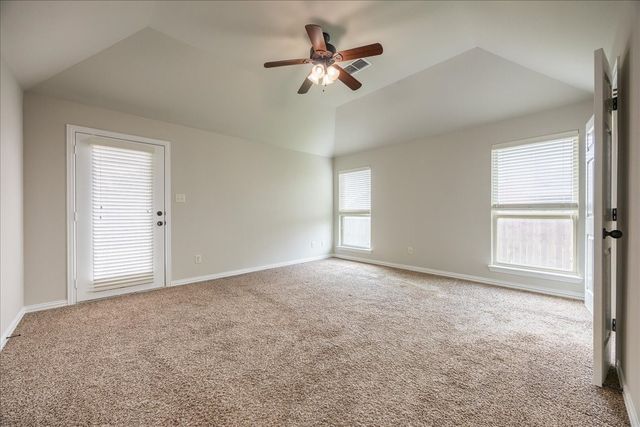 304 Hardeman Boulevard, Justin, TX 76247