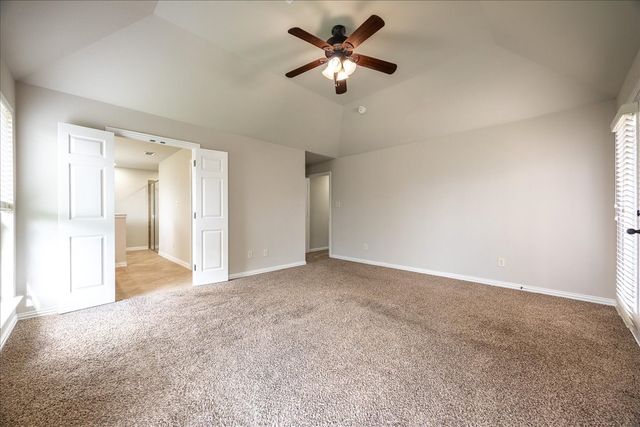 304 Hardeman Boulevard, Justin, TX 76247