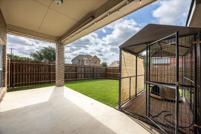 304 Hardeman Boulevard, Justin, TX 76247