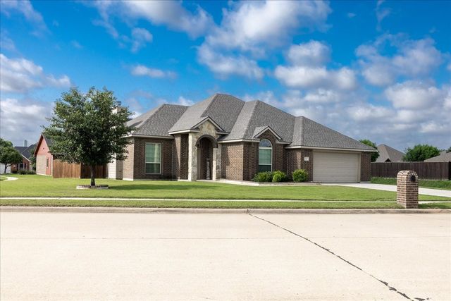 304 Hardeman Boulevard, Justin, TX 76247