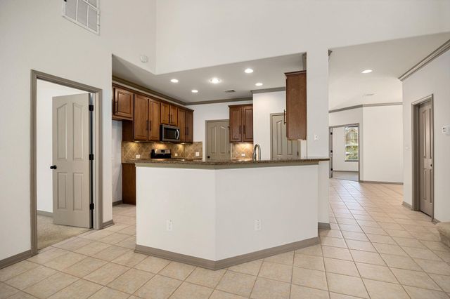 8608 Alophia DR, Austin, TX 78739