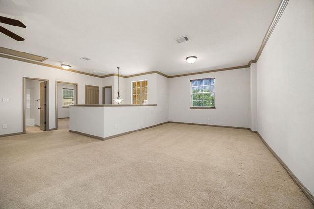 8608 Alophia DR, Austin, TX 78739