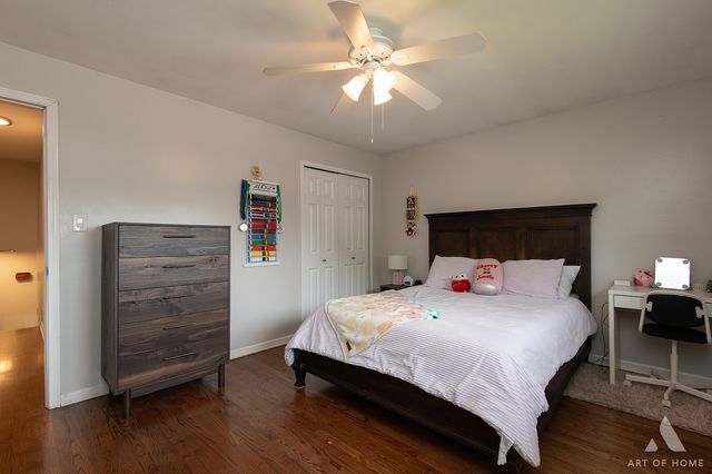 10136 Charles Avenue, Palos Hills, IL 60465