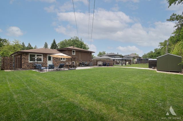 10136 Charles Avenue, Palos Hills, IL 60465
