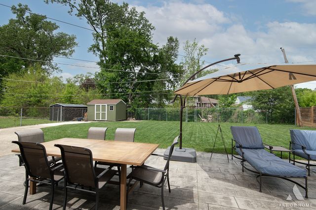 10136 Charles Avenue, Palos Hills, IL 60465