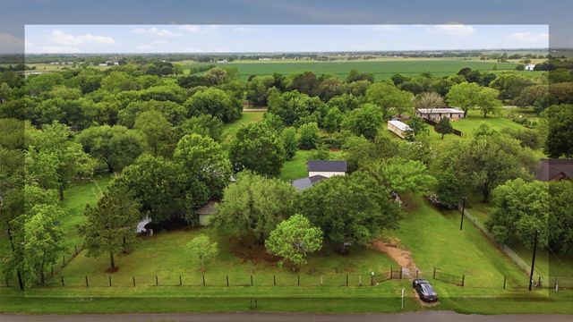 4622 Hill Side Lane, Needville, TX 77461