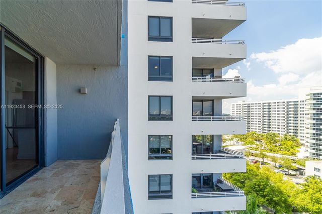 1330 West Ave 1009, Miami Beach, FL 33139