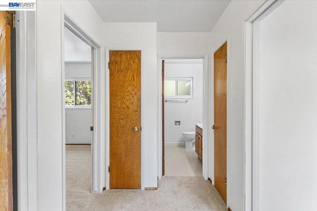 1848 Walnut St., Alameda, CA 94501