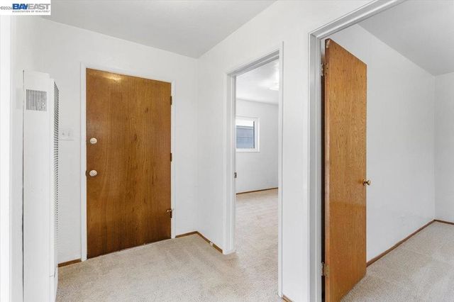 1848 Walnut St., Alameda, CA 94501