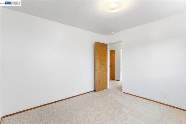 1848 Walnut St., Alameda, CA 94501