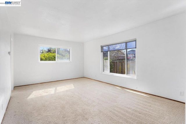 1848 Walnut St., Alameda, CA 94501