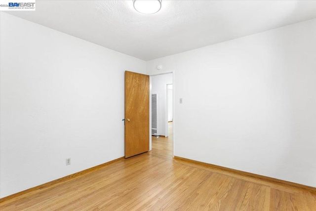 1848 Walnut St., Alameda, CA 94501