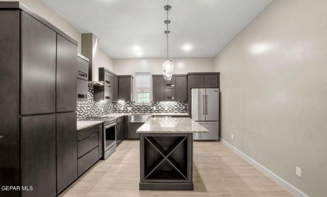 313 VIN RALIUGA Court, El Paso, TX 79912